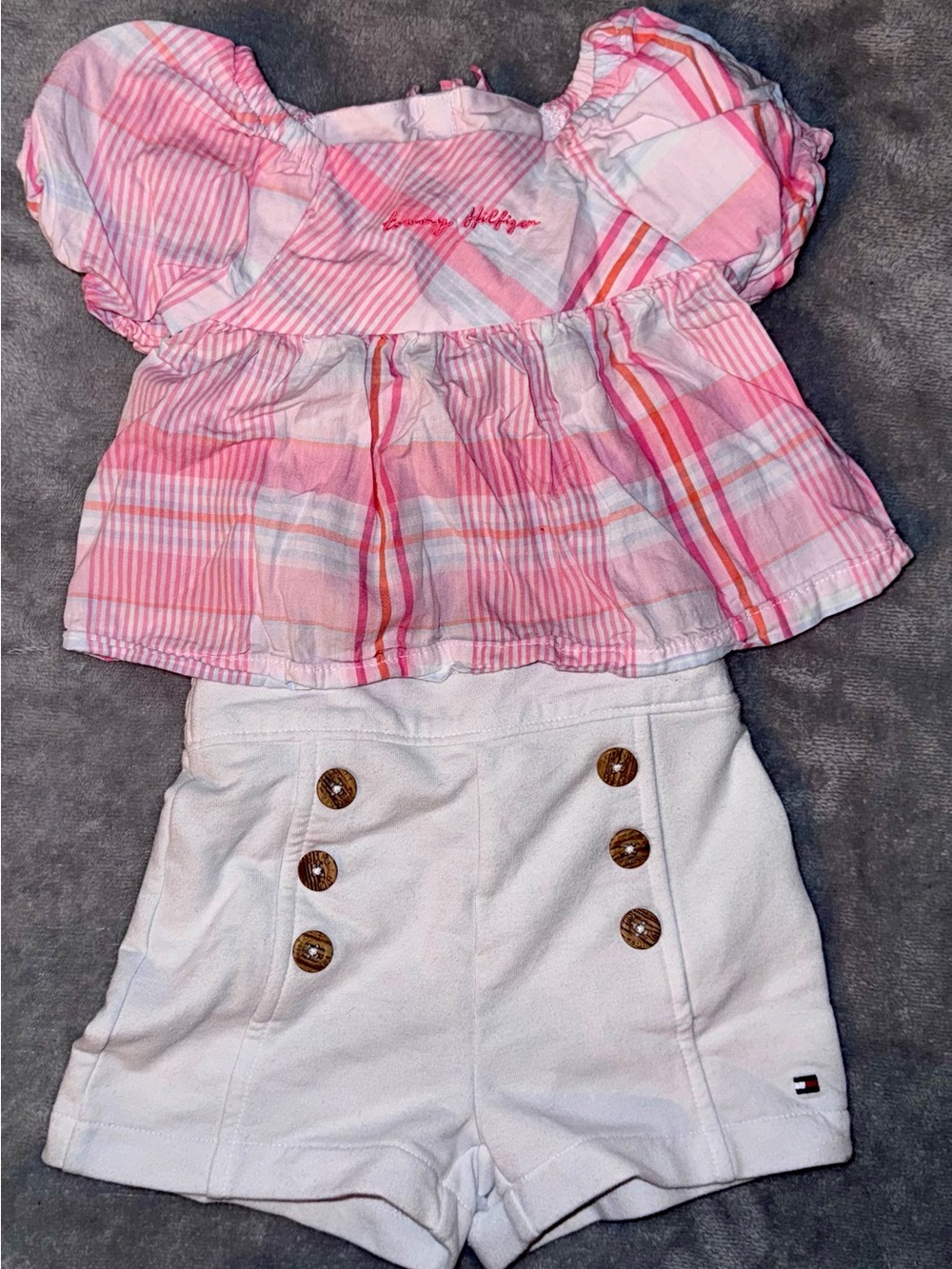 Tommy Hilfiger Pink Plaid Puff-Sleeve Top with White High-Waist Shorts